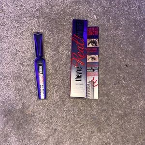 Black Benefit powerful lifting and lengthening mascara